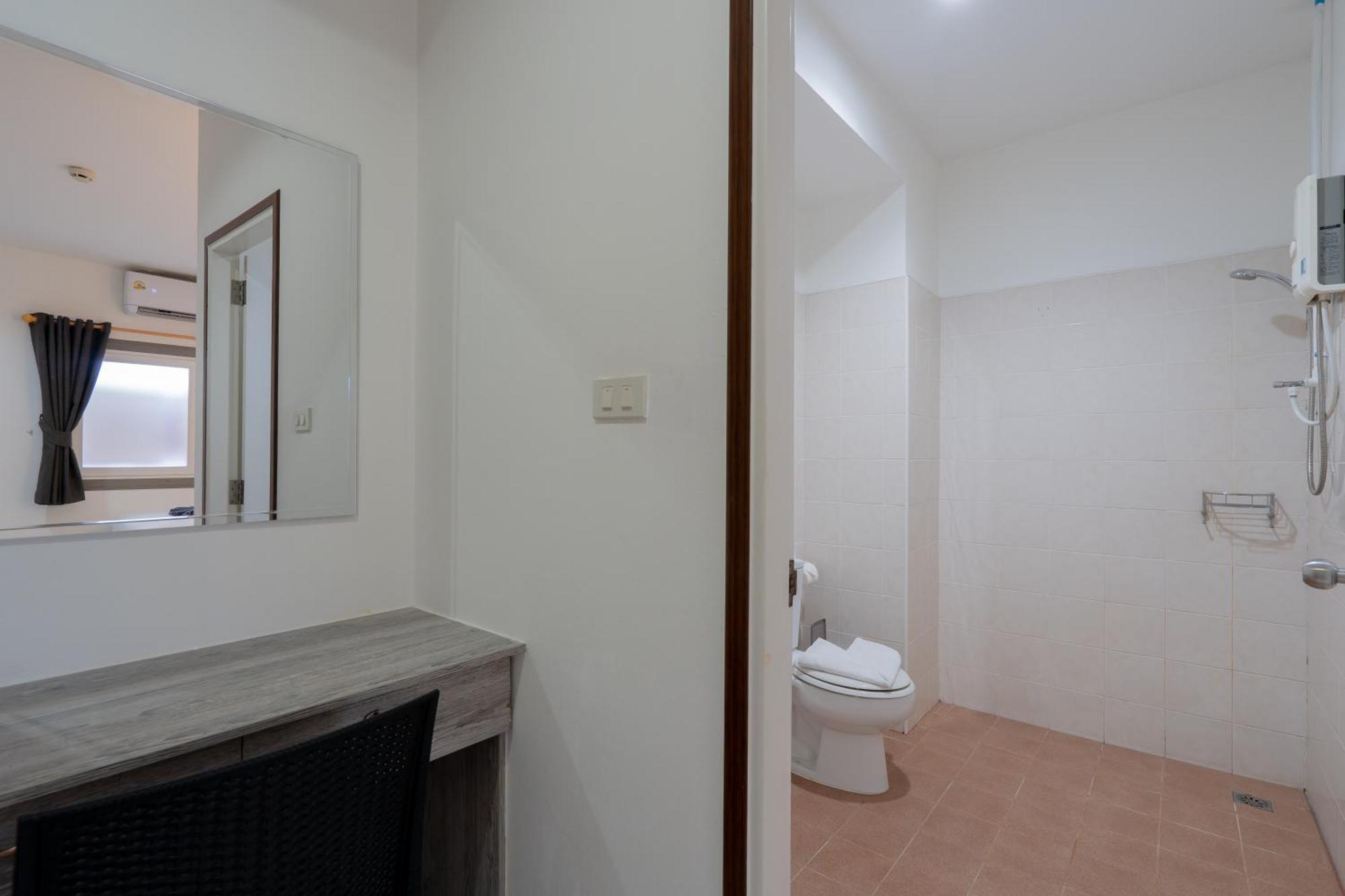 Square One Hotel Patong Zimmer foto